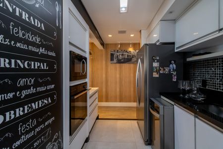 Apartamento para alugar com 75m², 2 quartos e 2 vagasCozinha