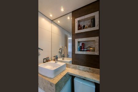 Apartamento para alugar com 75m², 2 quartos e 2 vagasSuíte