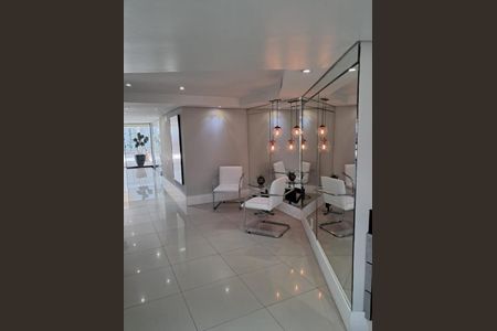 Apartamento à venda com 45m², 1 quarto e 1 vagaFoto 11