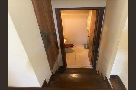 Casa à venda com 489m², 6 quartos e 4 vagas