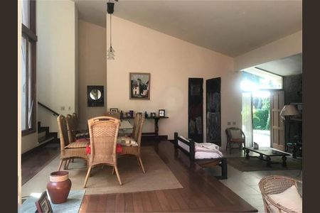 Casa à venda com 489m², 6 quartos e 4 vagas