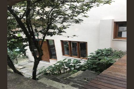 Casa à venda com 489m², 6 quartos e 4 vagas