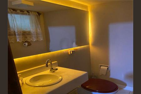 Casa à venda com 489m², 6 quartos e 4 vagas