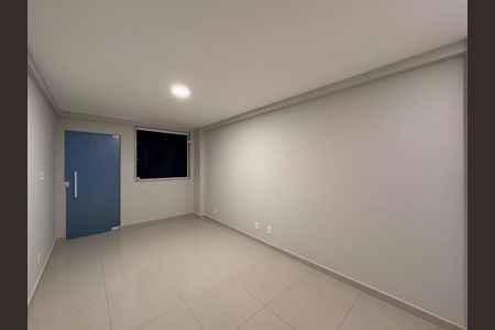 Apartamento à venda com 180m², 3 quartos e 3 vagas Apartamento à venda com 180m², 3 quartos e 3 vagasSuite 1