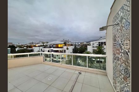 Apartamento à venda com 180m², 3 quartos e 3 vagas Apartamento à venda com 180m², 3 quartos e 3 vagasVaranda / Terraço