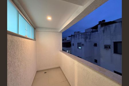 Apartamento à venda com 180m², 3 quartos e 3 vagas Apartamento à venda com 180m², 3 quartos e 3 vagasSuite 2 - Varanda