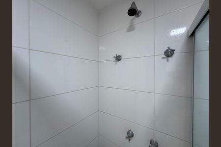 Apartamento à venda com 180m², 3 quartos e 3 vagas Apartamento à venda com 180m², 3 quartos e 3 vagasSuite 2 - Banheiro