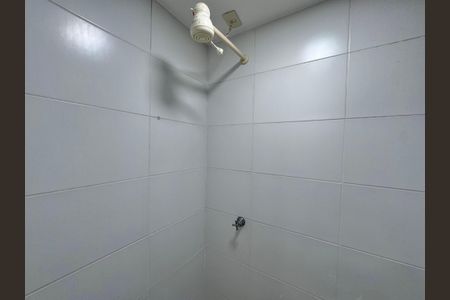 Apartamento à venda com 180m², 3 quartos e 3 vagas Apartamento à venda com 180m², 3 quartos e 3 vagasCozinha e Área de Serviço - Banheiro