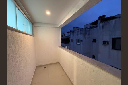 Apartamento à venda com 180m², 3 quartos e 3 vagas Apartamento à venda com 180m², 3 quartos e 3 vagasSuite 2 - Varanda