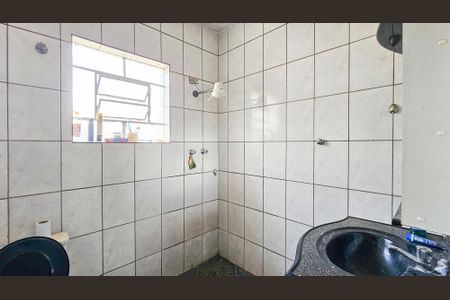 Banheiro de casa para alugar com 3 quartos, 150m² em Rochdale, Osasco