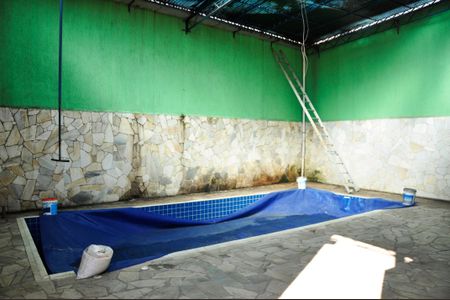 Casa à venda com 532m², 3 quartos e 4 vagasDetalhe - Piscina