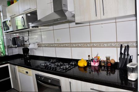 Casa à venda com 532m², 3 quartos e 4 vagasDetalhe - Cozinha