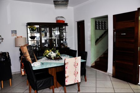 Casa à venda com 532m², 3 quartos e 4 vagasDetalhe - Sala de Jantar