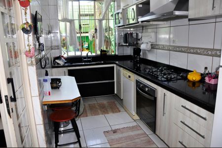 Casa à venda com 532m², 3 quartos e 4 vagasDetalhe - Cozinha