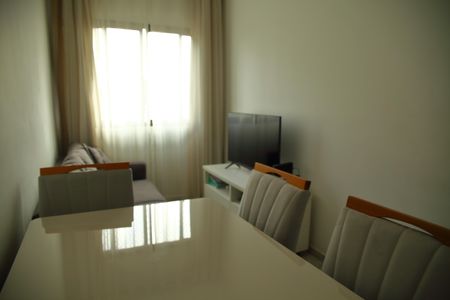 Apartamento à venda com 39m², 1 quarto e sem vagaSala