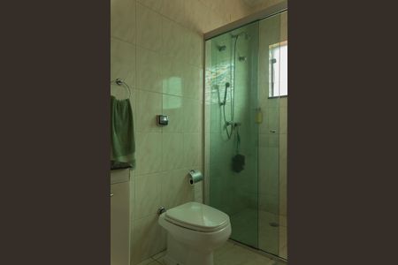 Casa à venda com 280m², 4 quartos e 4 vagas Casa à venda com 280m², 4 quartos e 4 vagasBanheiro da Suíte 1