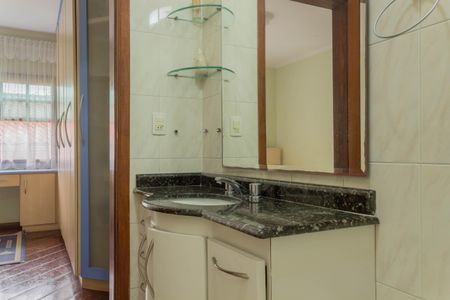 Casa à venda com 280m², 4 quartos e 4 vagas Casa à venda com 280m², 4 quartos e 4 vagasBanheiro da Suíte 3