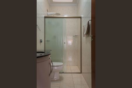 Casa à venda com 280m², 4 quartos e 4 vagas Casa à venda com 280m², 4 quartos e 4 vagasBanheiro da Suíte 3