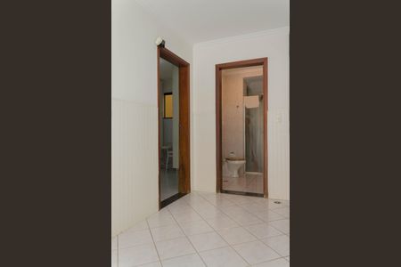 Casa à venda com 280m², 4 quartos e 4 vagas Casa à venda com 280m², 4 quartos e 4 vagasÁrea de Serviço