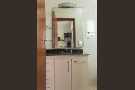 Casa à venda com 280m², 4 quartos e 4 vagas Casa à venda com 280m², 4 quartos e 4 vagasBanheiro da Suíte 2