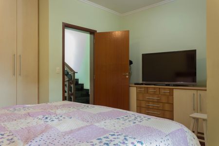 Casa à venda com 280m², 4 quartos e 4 vagas Casa à venda com 280m², 4 quartos e 4 vagasSuíte 1