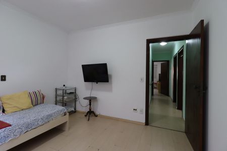 Casa para alugar com 276m², 4 quartos e 6 vagasQuarto 2