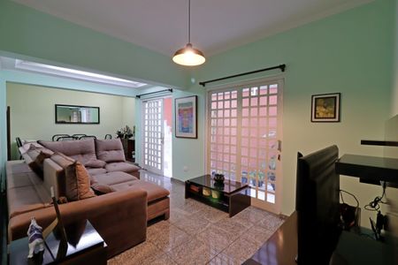 Casa para alugar com 276m², 4 quartos e 6 vagasSala