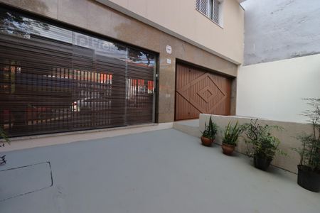 Casa para alugar com 276m², 4 quartos e 6 vagasGaragem aberta