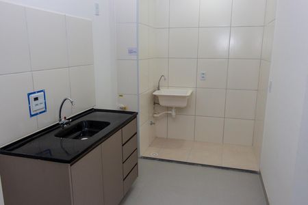 Apartamento para alugar com 37m², 2 quartos e sem vaga Apartamento para alugar com 37m², 2 quartos e sem vagaCozinha e Área de Serviço
