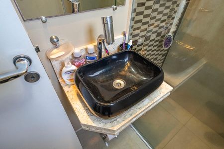 Apartamento à venda com 360m², 2 quartos e 1 vaga Apartamento à venda com 360m², 2 quartos e 1 vagaBanheiro