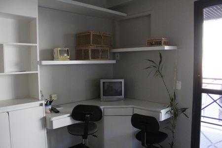 Apartamento à venda com 156m², 4 quartos e 2 vagasQuarto 3