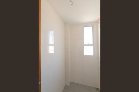 Apartamento à venda com 104m², 2 quartos e 2 vagas Apartamento à venda com 104m², 2 quartos e 2 vagasBanheiro