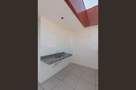 Apartamento à venda com 104m², 2 quartos e 2 vagas Apartamento à venda com 104m², 2 quartos e 2 vagasCobertura