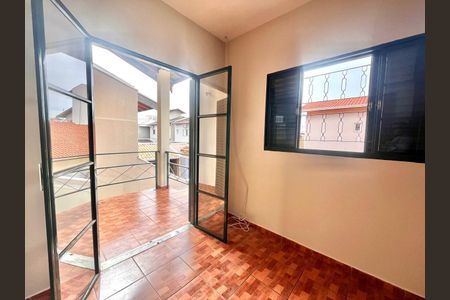 Casa à venda com 180m², 3 quartos e 2 vagasSacada do Quarto 3