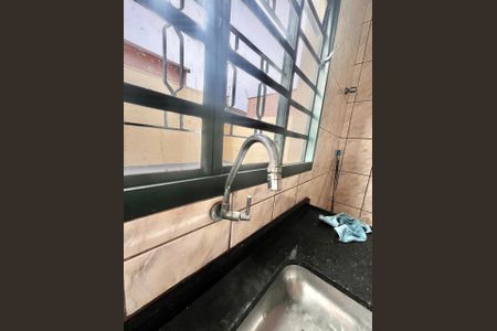 Casa à venda com 180m², 3 quartos e 2 vagasCozinha