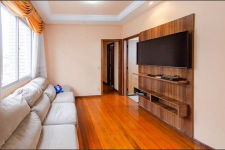 Apartamento à venda com 200m², 4 quartos e 2 vagas Apartamento à venda com 200m², 4 quartos e 2 vagasSala