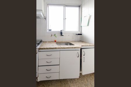 Apartamento à venda com 200m², 4 quartos e 2 vagas Apartamento à venda com 200m², 4 quartos e 2 vagasCozinha