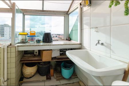 Apartamento à venda com 200m², 4 quartos e 2 vagas Apartamento à venda com 200m², 4 quartos e 2 vagasÁrea de serviço