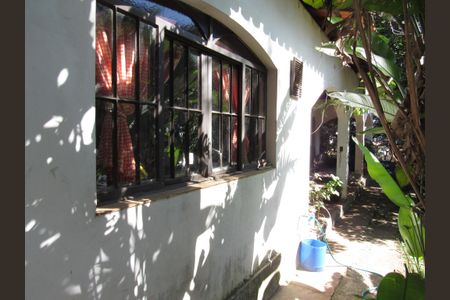 Casa à venda com 2500m², 2 quartos e 30 vagasÁrea Externa