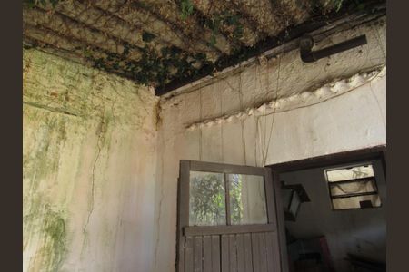 Casa à venda com 2500m², 2 quartos e 30 vagasÁrea Externa