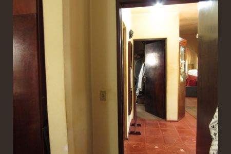 Casa à venda com 2500m², 2 quartos e 30 vagasQuarto 1