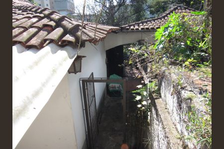 Casa à venda com 2500m², 2 quartos e 30 vagasÁrea Externa