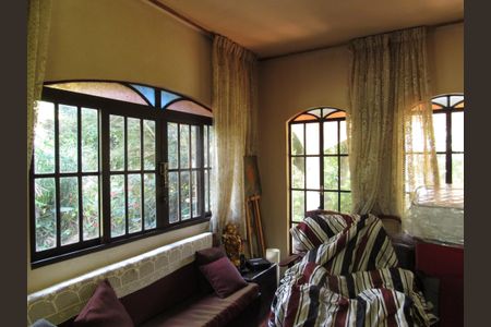 Casa à venda com 2500m², 2 quartos e 30 vagasSala