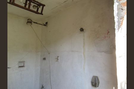 Casa à venda com 2500m², 2 quartos e 30 vagasBanheiro da Área Externa