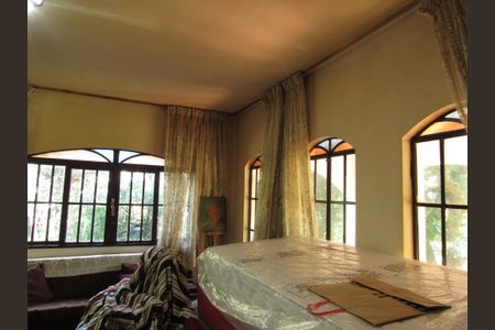 Casa à venda com 2500m², 2 quartos e 30 vagasSala