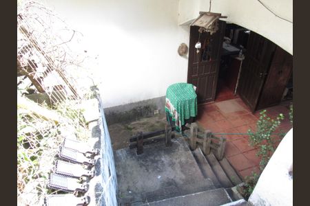 Casa à venda com 2500m², 2 quartos e 30 vagasÁrea Externa