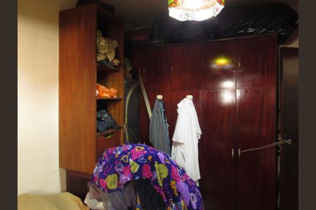 Casa à venda com 2500m², 2 quartos e 30 vagasQuarto 2