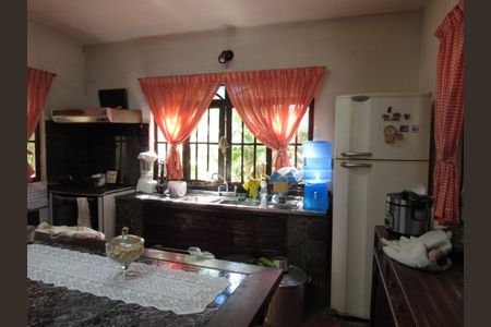 Casa à venda com 2500m², 2 quartos e 30 vagasCozinha