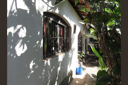 Casa à venda com 2500m², 2 quartos e 30 vagasÁrea Externa