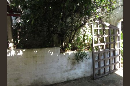 Casa à venda com 2500m², 2 quartos e 30 vagasGaragem